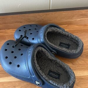 Navy Blue Fuzzy Lined Slippers with Ventilation